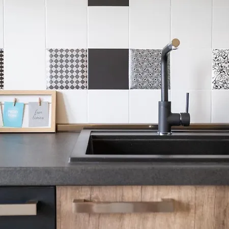 Well Preserved Family / Friendly Central Apt In Apartment Sofia