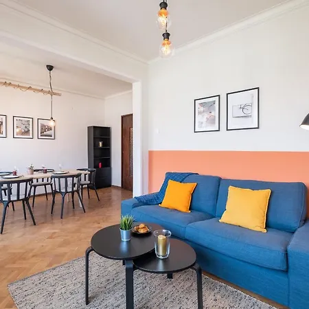 Well Preserved Family / Friendly Central Apt In Apartment Sofia