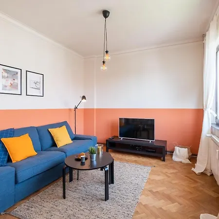 Apartment Well Preserved Family / Friendly Central Apt In *
